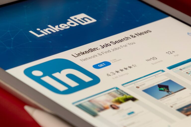 Meesterlijke LinkedIn Posts: 7 tips voor een onvergetelijke indruk